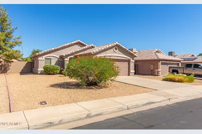 8548 W Hatcher Road, Peoria, AZ 85345 - Photo 4