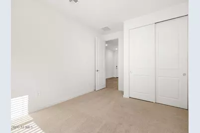 4426 W Hunter Trail, San Tan Valley, AZ 85144 - Photo 8