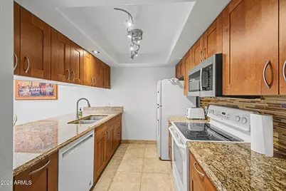 6900 E Gold Dust Avenue #134, Paradise Valley, AZ 85253 - Photo 8