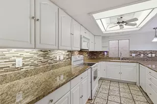 7814 E MacKenzie Dr, Scottsdale, AZ 85251 - Photo 12