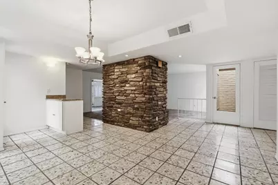 7814 E Mackenzie Drive, Scottsdale, AZ 85251 - Photo 8