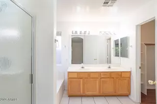 19015 North 25th Pl, Phoenix, AZ 85050 - Photo 12