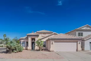 19015 North 25th Pl, Phoenix, AZ 85050 - Photo 1