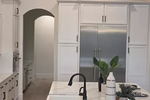 25233 S Pyrenees Ct, Queen Creek, AZ 85142 - Photo 8