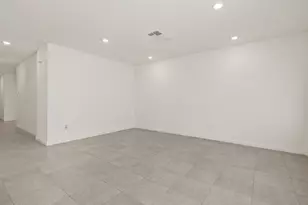 4202 W Erik Ln, San Tan Valley, AZ 85144 - Photo 14