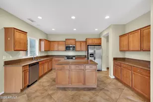 871 E Kapasi Ln, San Tan Valley, AZ 85140 - Photo 10