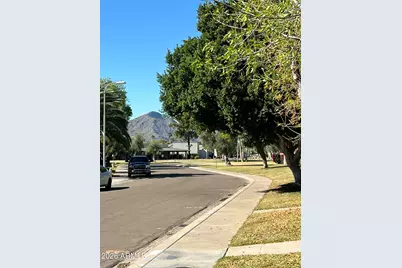 8334 E Valley Vista Drive, Scottsdale, AZ 85250 - Photo 32