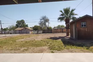 308 S 3rd St, Buckeye, AZ 85326 - Photo 32