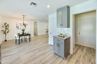 2064 W Obispo Avenue, Mesa, AZ 85202 - Photo 12