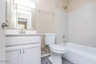 832 E Baylor Ln, Chandler, AZ 85225 - Photo 14