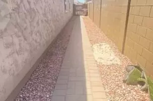 9512 W Fallen Leaf Ln, Peoria, AZ 85383 - Photo 16