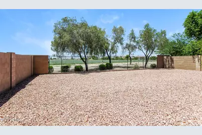 1072 S 177th Drive #A1, Goodyear, AZ 85338 - Photo 16