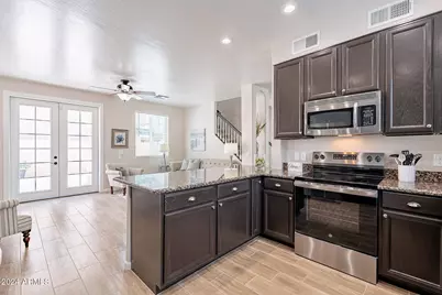 445 W Mountain Sage Drive, Phoenix, AZ 85045 - Photo 10