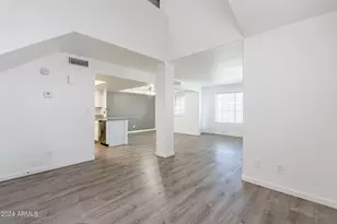 2343 W Desiree Ln, Tempe, AZ 85282 - Photo 14