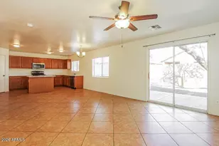 6010 W Encinas Ln, Phoenix, AZ 85043 - Photo 6