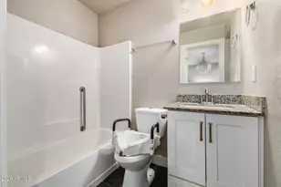 438 N 63rd Ln, Phoenix, AZ 85043 - Photo 10