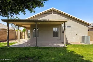 13177 W Desert Ln, Surprise, AZ 85374 - Photo 16