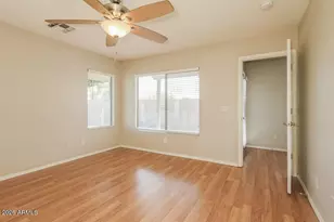 13177 W Desert Ln, Surprise, AZ 85374 - Photo 10