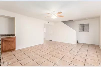 13627 N Hamilton Drive #Apt 102, Fountain Hills, AZ 85268 - Photo 2