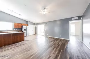 5404 S 28th Ave, Phoenix, AZ 85041 - Photo 8