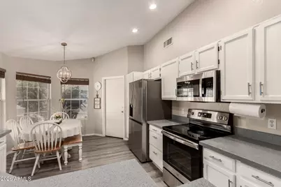 7826 W McRae Way, Glendale, AZ 85308 - Photo 12