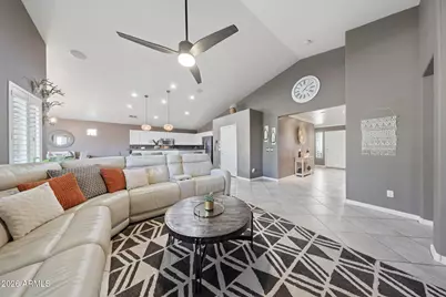 17630 W Spring Lane, Surprise, AZ 85388 - Photo 6