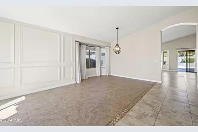 8336 W Stella Way, Glendale, AZ 85305 - Photo 6