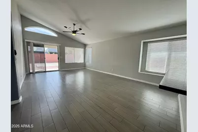 8667 E Pinchot Avenue, Scottsdale, AZ 85251 - Photo 4