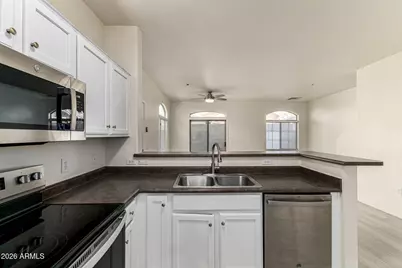 2727 N Price Road #61, Chandler, AZ 85224 - Photo 8