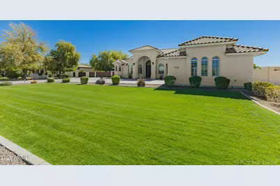 10145 W Lariat Lane #1, Peoria, AZ 85383 - Photo 4