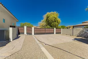 10145 W Lariat Ln, Peoria, AZ 85383 - Photo 40