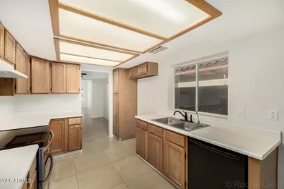 5602 W Mercer Lane, Glendale, AZ 85304 - Photo 14