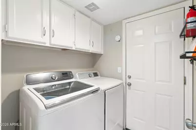 15220 N 52nd Street, Scottsdale, AZ 85254 - Photo 12