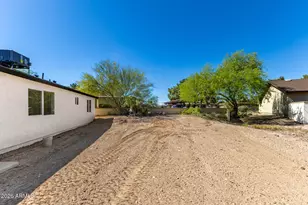 11506 W Missouri Ave, Youngtown, AZ 85363 - Photo 28