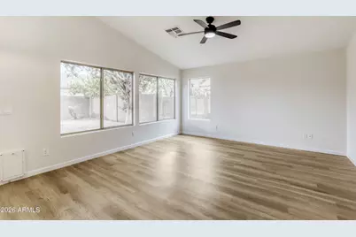 311 E Laredo Avenue, Gilbert, AZ 85296 - Photo 10