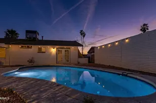 4706 S Grandview Ave, Tempe, AZ 85282 - Photo 2