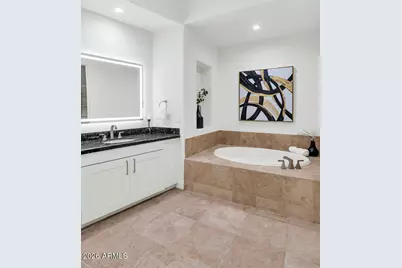 8 Biltmore Estate #209, Phoenix, AZ 85016 - Photo 24