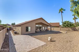 13432 W Caribbean Ln, Surprise, AZ 85379 - Photo 28