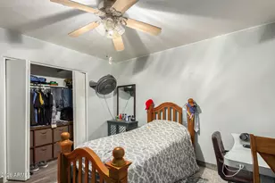 2825 N 33rd Pl, Phoenix, AZ 85008 - Photo 20