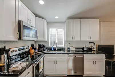 7750 E Broadway Road #562, Mesa, AZ 85208 - Photo 6