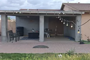 8704 W Catalina Dr, Phoenix, AZ 85037 - Photo 10