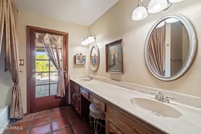 9711 E Becker Lane, Scottsdale, AZ 85260 - Photo 44
