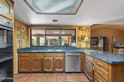 9711 E Becker Lane, Scottsdale, AZ 85260 - Photo 14