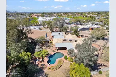 9711 E Becker Lane, Scottsdale, AZ 85260 - Photo 2