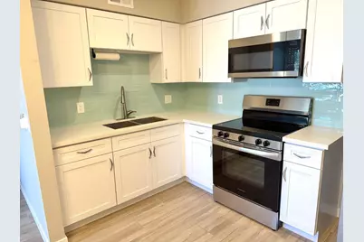 476 E Linda Avenue #Apt 4, Apache Junction, AZ 85119 - Photo 8