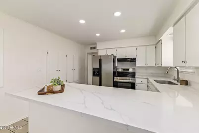 2554 E Fox Street, Mesa, AZ 85213 - Photo 2