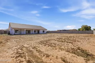 10276 W Mustang Dr, Casa Grande, AZ 85194 - Photo 30