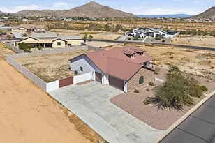 10276 W Mustang Dr, Casa Grande, AZ 85194 - Photo 8