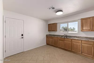 190 W Seagoe Avenue, Coolidge, AZ 85128 - Photo 6