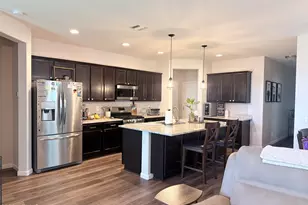 26516 N 122nd Ln, Peoria, AZ 85383 - Photo 2